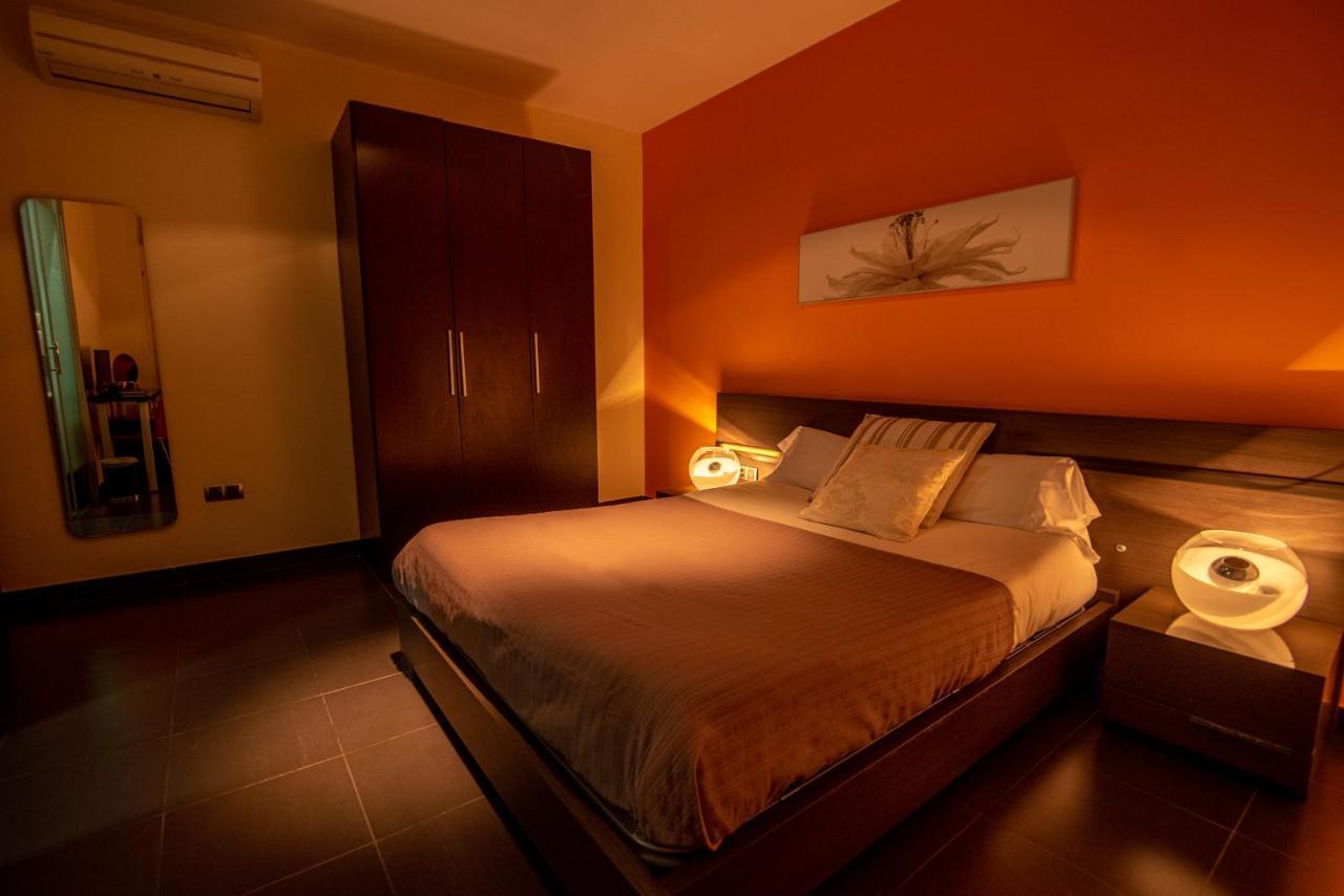 Hotel Los Nardos チピオナ エクステリア 写真